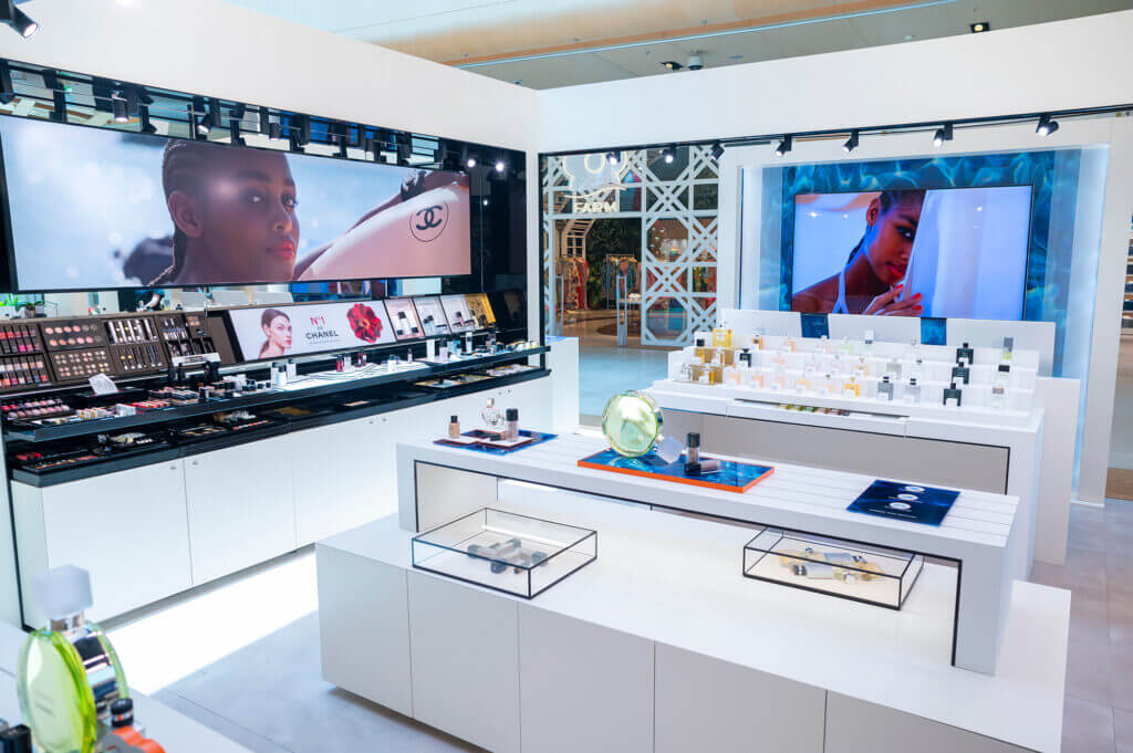 ESTANDE-CHANEL-VILLAGE-MALL-16-tamanho-ok-1024x681